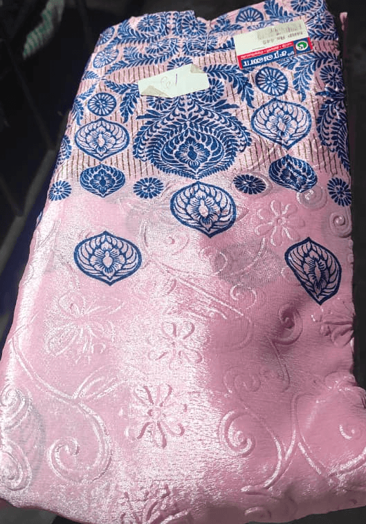 பிங்க் எம்போஸ்டு டிசைனர் புடவை (Pink Embossed Designer Saree)
